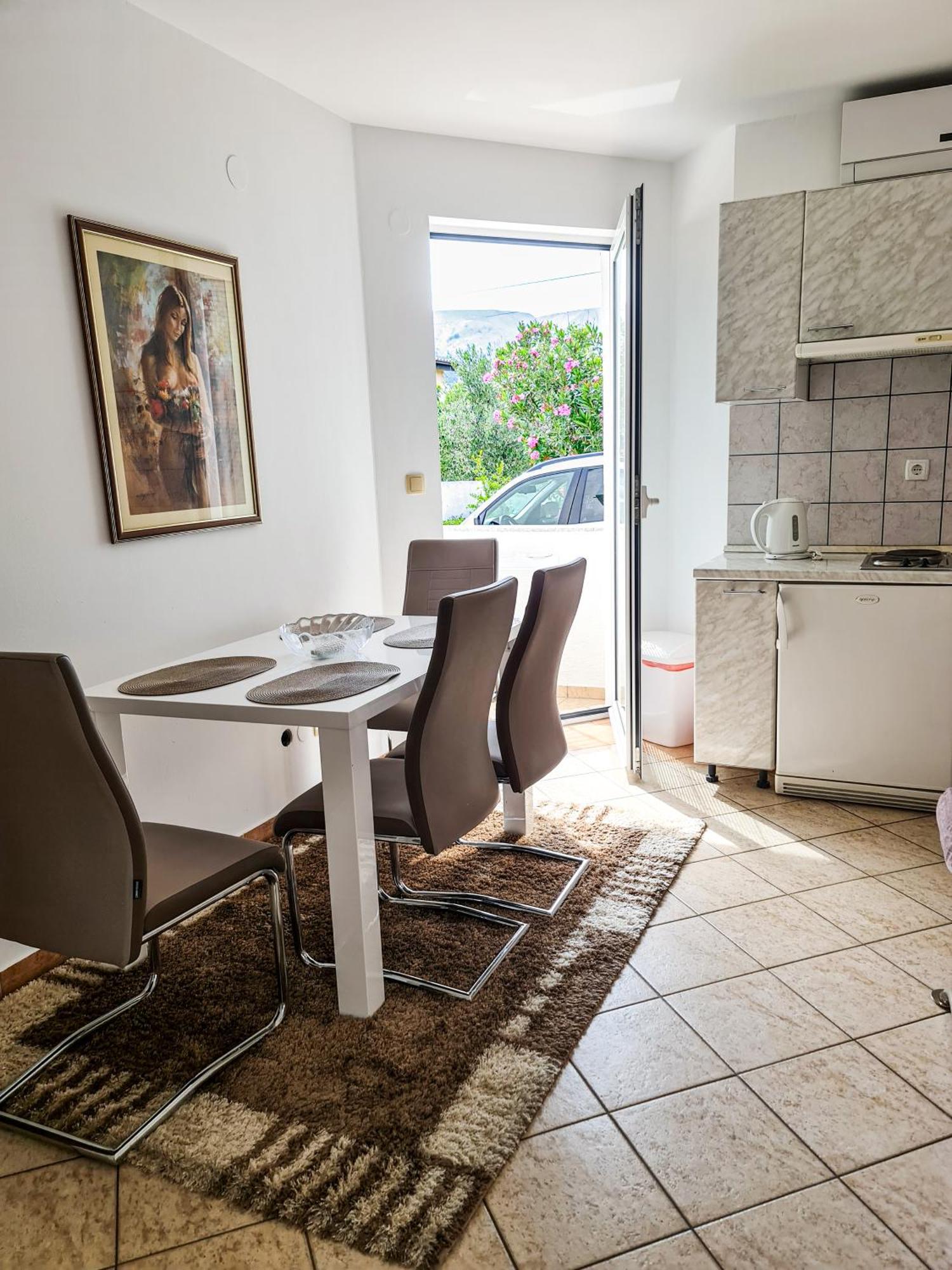 Apartments Benkovic Baska  Luaran gambar