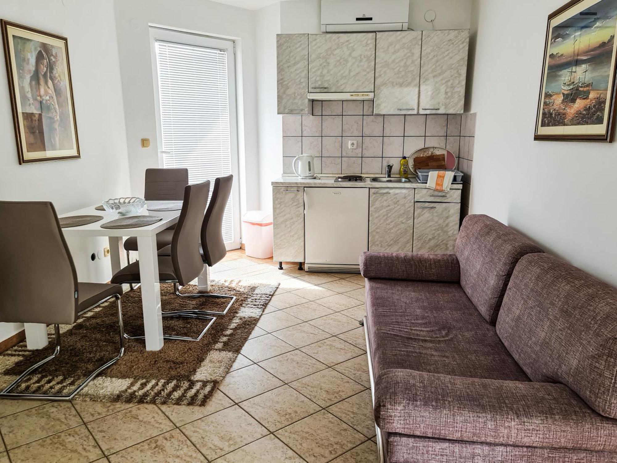 Apartments Benkovic Baska  Luaran gambar